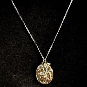 SILVER CHANEL NECKLACE